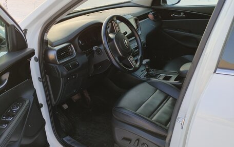 KIA Sorento III Prime рестайлинг, 2019 год, 3 000 000 рублей, 7 фотография