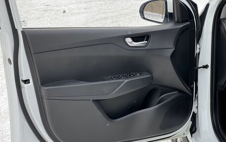 Hyundai Solaris II рестайлинг, 2020 год, 1 570 000 рублей, 10 фотография