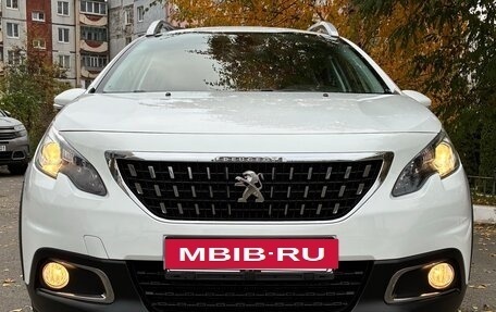 Peugeot 2008 II, 2019 год, 1 299 000 рублей, 2 фотография