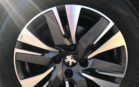 Peugeot 2008 II, 2019 год, 1 299 000 рублей, 23 фотография