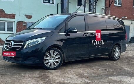 Mercedes-Benz V-Класс, 2015 год, 2 800 000 рублей, 3 фотография