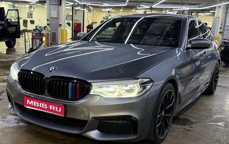 BMW 5 серия, 2019 год, 4 800 000 рублей, 1 фотография