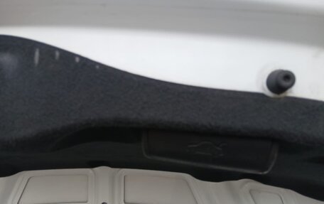 Hyundai Solaris II рестайлинг, 2015 год, 900 000 рублей, 13 фотография