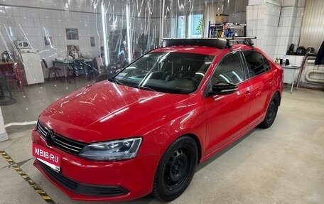 Volkswagen Jetta VI, 2012 год, 800 000 рублей, 3 фотография