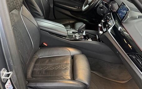 BMW 5 серия, 2019 год, 4 800 000 рублей, 7 фотография