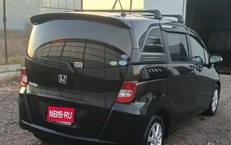Honda Freed I, 2012 год, 1 060 000 рублей, 4 фотография