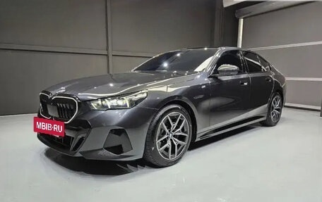 BMW 5 серия, 2024 год, 7 000 000 рублей, 3 фотография