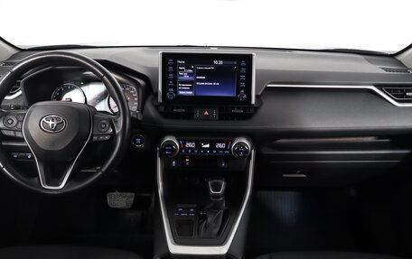 Toyota RAV4, 2020 год, 2 699 000 рублей, 7 фотография