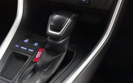 Toyota RAV4, 2020 год, 2 699 000 рублей, 11 фотография