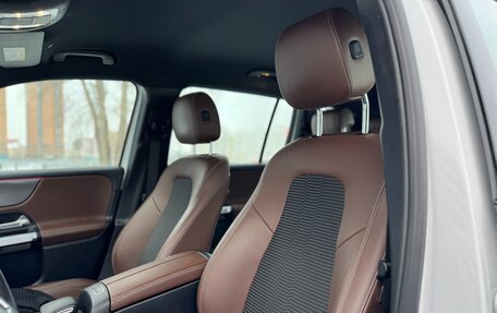 Mercedes-Benz GLB, 2021 год, 3 100 000 рублей, 14 фотография