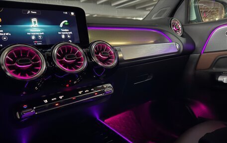 Mercedes-Benz GLB, 2021 год, 3 100 000 рублей, 22 фотография