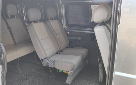 Volkswagen Transporter T5 рестайлинг, 2005 год, 1 350 000 рублей, 18 фотография