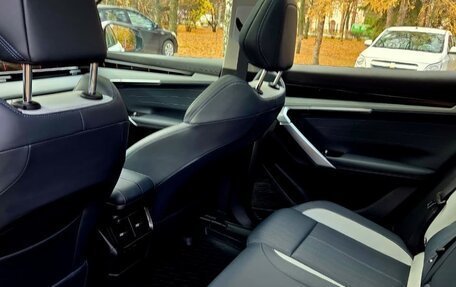 Geely Atlas, 2025 год, 2 850 000 рублей, 13 фотография