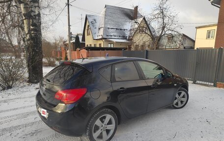 Opel Astra J, 2011 год, 550 000 рублей, 3 фотография