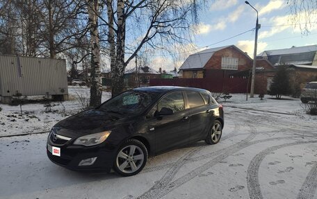 Opel Astra J, 2011 год, 550 000 рублей, 2 фотография