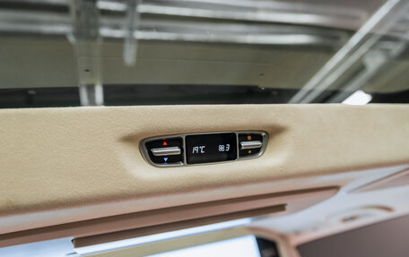 Mercedes-Benz V-Класс, 2022 год, 16 000 000 рублей, 34 фотография