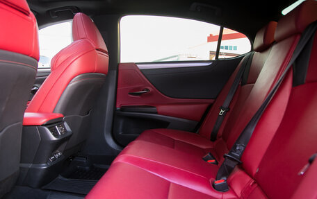 Lexus ES VII, 2021 год, 3 890 000 рублей, 28 фотография