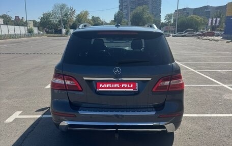 Mercedes-Benz M-Класс, 2014 год, 2 300 000 рублей, 4 фотография