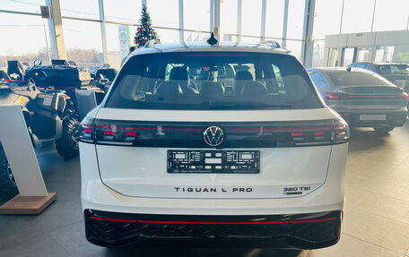Volkswagen Tiguan, 2025 год, 5 290 000 рублей, 5 фотография