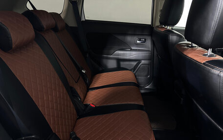 Mitsubishi Outlander III рестайлинг 3, 2018 год, 2 247 000 рублей, 17 фотография