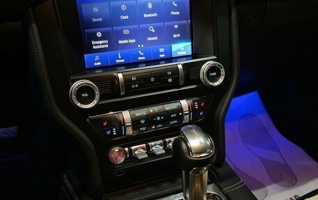 Ford Mustang VI рестайлинг, 2020 год, 3 900 000 рублей, 8 фотография