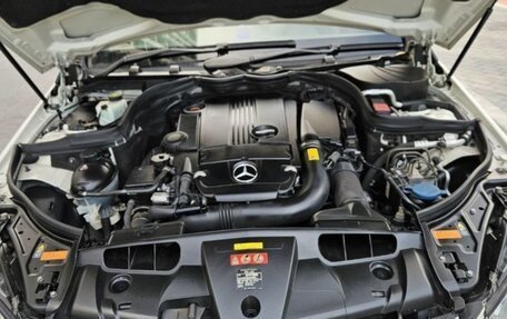 Mercedes-Benz E-Класс, 2011 год, 1 580 000 рублей, 2 фотография