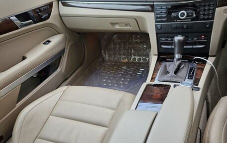 Mercedes-Benz E-Класс, 2011 год, 1 580 000 рублей, 4 фотография