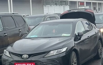 Toyota Camry, 2022 год, 3 050 000 рублей, 1 фотография