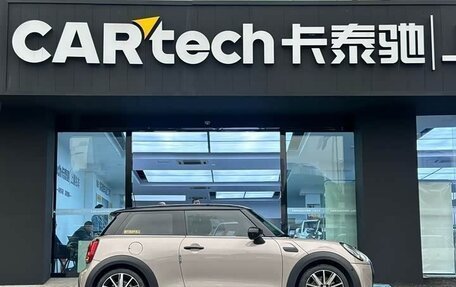 MINI Hatch, 2022 год, 2 410 000 рублей, 7 фотография