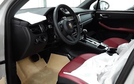 Porsche Macan I рестайлинг, 2025 год, 8 280 000 рублей, 6 фотография