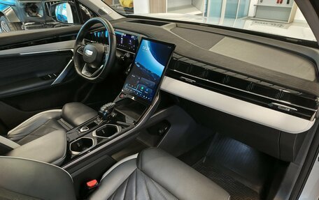 Geely Atlas, 2024 год, 2 980 000 рублей, 7 фотография