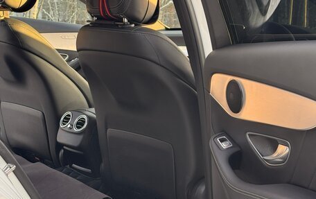 Mercedes-Benz C-Класс, 2017 год, 2 200 000 рублей, 24 фотография