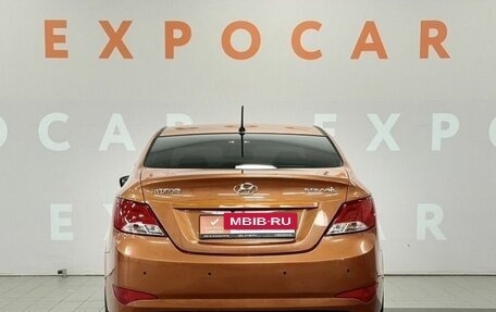 Hyundai Solaris II рестайлинг, 2015 год, 930 000 рублей, 6 фотография