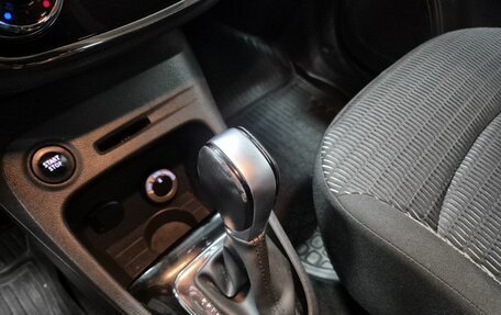 Renault Kaptur I рестайлинг, 2017 год, 1 396 000 рублей, 28 фотография