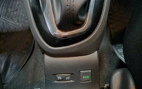 Renault Kaptur I рестайлинг, 2017 год, 1 396 000 рублей, 27 фотография