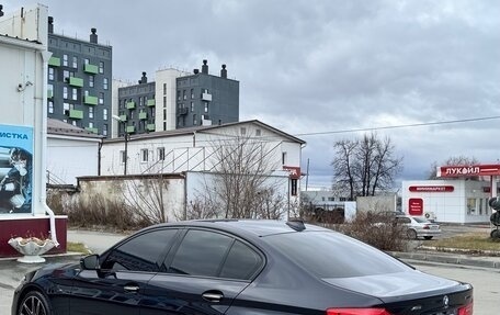 BMW 5 серия, 2017 год, 3 050 000 рублей, 10 фотография