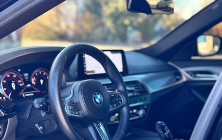 BMW 5 серия, 2017 год, 3 050 000 рублей, 15 фотография