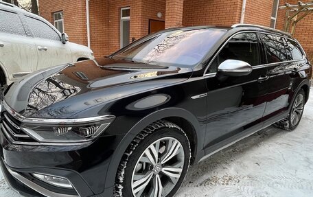 Volkswagen Passat B8 рестайлинг, 2019 год, 3 950 000 рублей, 2 фотография