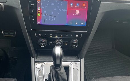 Volkswagen Passat B8 рестайлинг, 2019 год, 3 950 000 рублей, 12 фотография