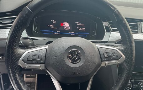 Volkswagen Passat B8 рестайлинг, 2019 год, 3 950 000 рублей, 10 фотография