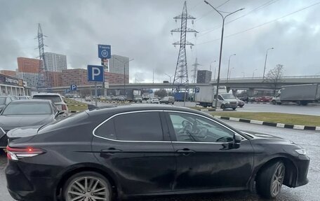 Toyota Camry, 2022 год, 3 050 000 рублей, 4 фотография