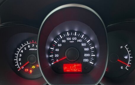 KIA Rio III рестайлинг, 2013 год, 1 000 000 рублей, 11 фотография