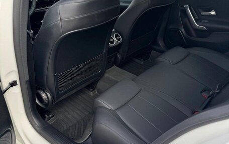 Mercedes-Benz A-Класс, 2021 год, 2 230 000 рублей, 9 фотография