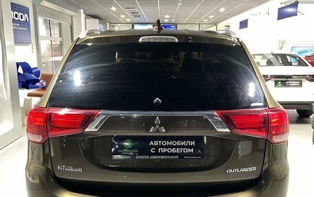 Mitsubishi Outlander III рестайлинг 3, 2019 год, 2 750 000 рублей, 6 фотография