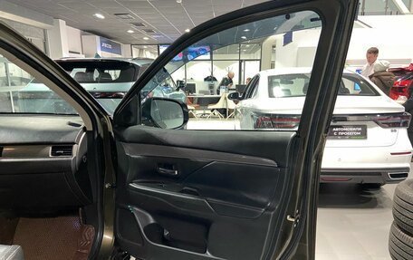 Mitsubishi Outlander III рестайлинг 3, 2019 год, 2 750 000 рублей, 29 фотография