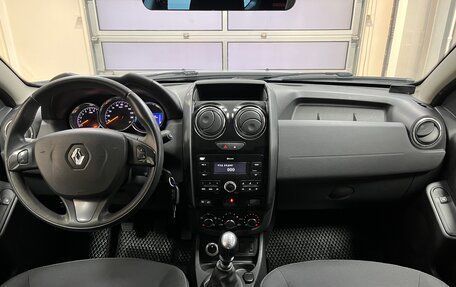 Renault Duster I рестайлинг, 2017 год, 1 325 000 рублей, 9 фотография