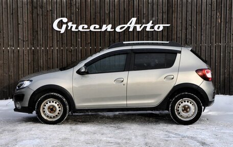 Renault Sandero II рестайлинг, 2017 год, 1 075 000 рублей, 2 фотография