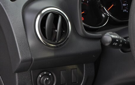 Renault Sandero II рестайлинг, 2017 год, 1 075 000 рублей, 17 фотография