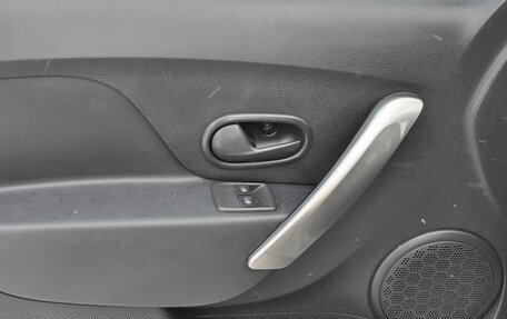 Renault Sandero II рестайлинг, 2017 год, 1 075 000 рублей, 16 фотография