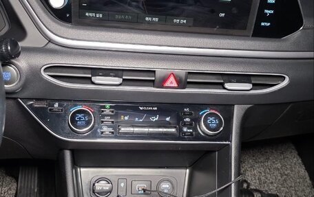 Hyundai Sonata VIII, 2021 год, 2 050 000 рублей, 18 фотография